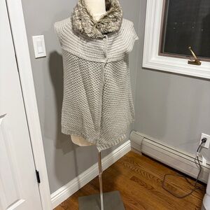 Zara Gray Knit Poncho with Faux Fur Collar